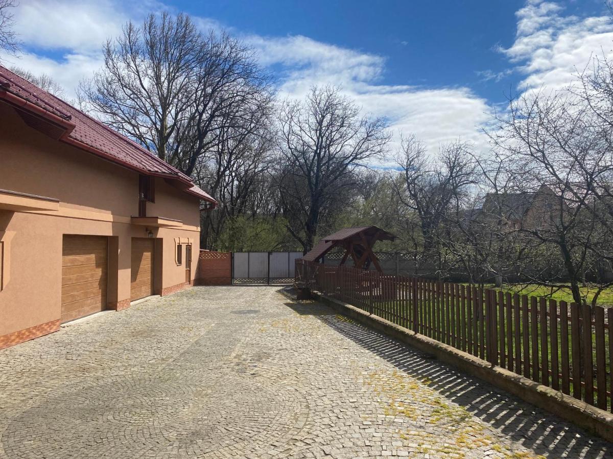 Hotel Катерина Chynadiyovo Exteriér fotografie