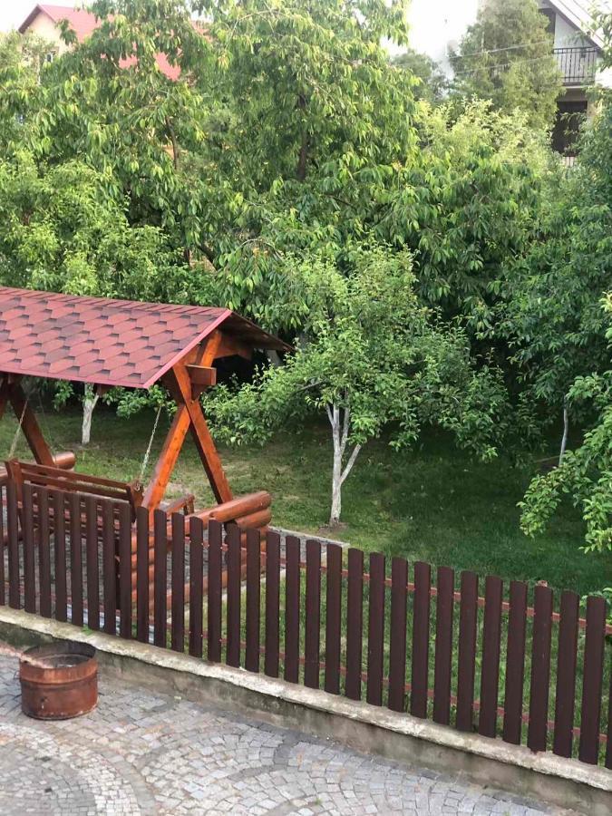 Hotel Катерина Chynadiyovo Exteriér fotografie