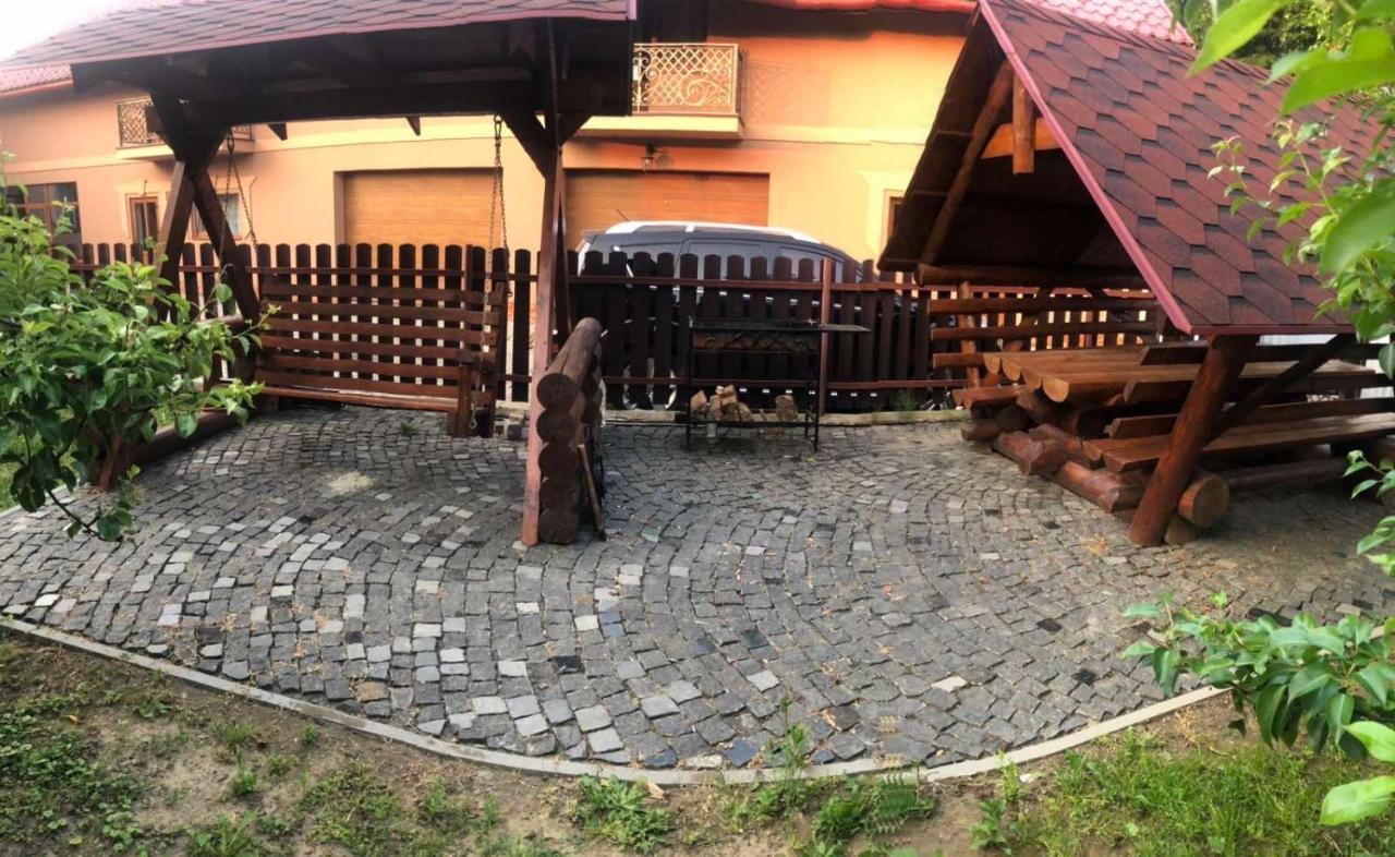 Hotel Катерина Chynadiyovo Exteriér fotografie